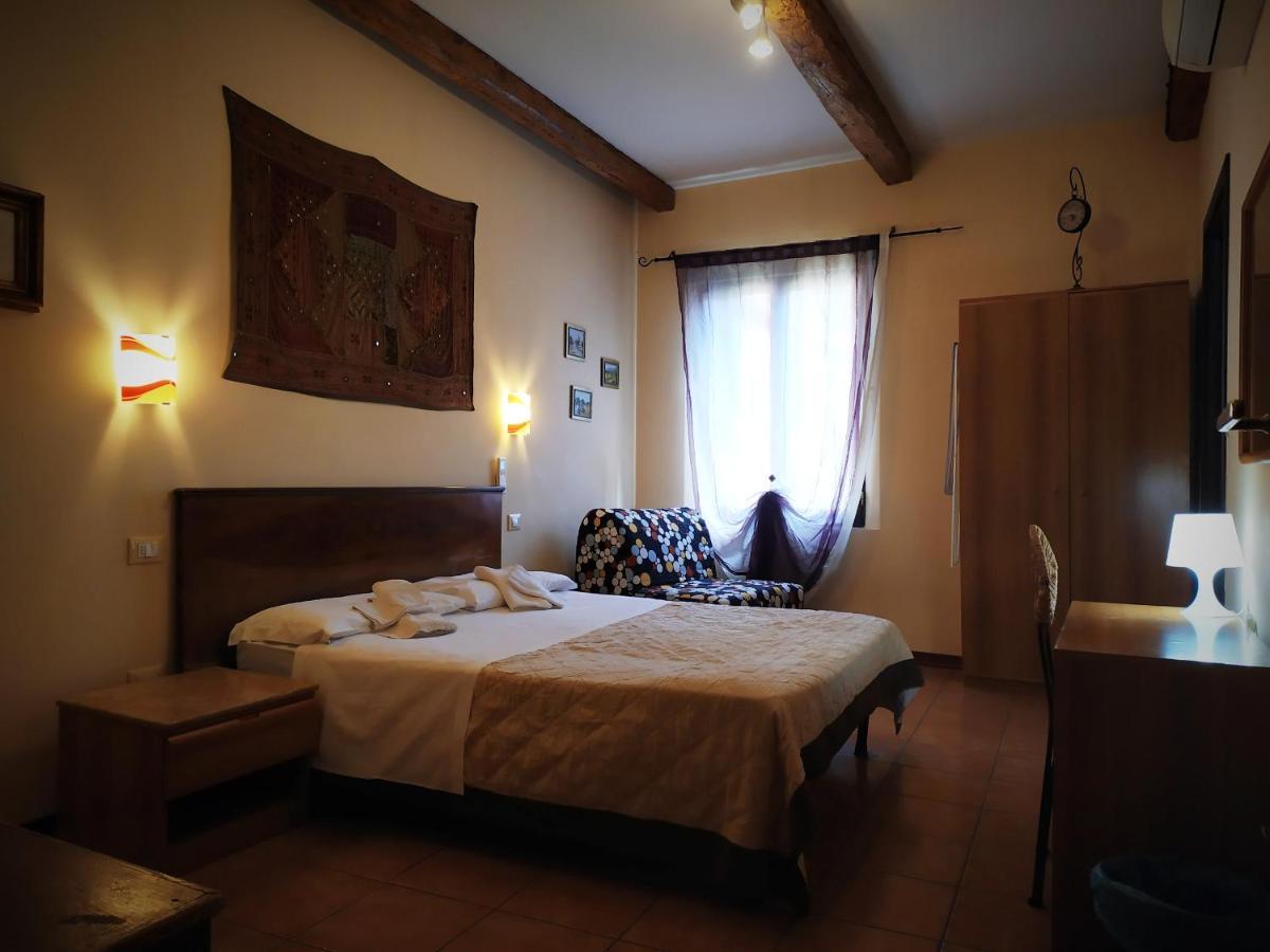 Ca Tron Apartment Next To Rialto Bridge Venecia Exterior foto